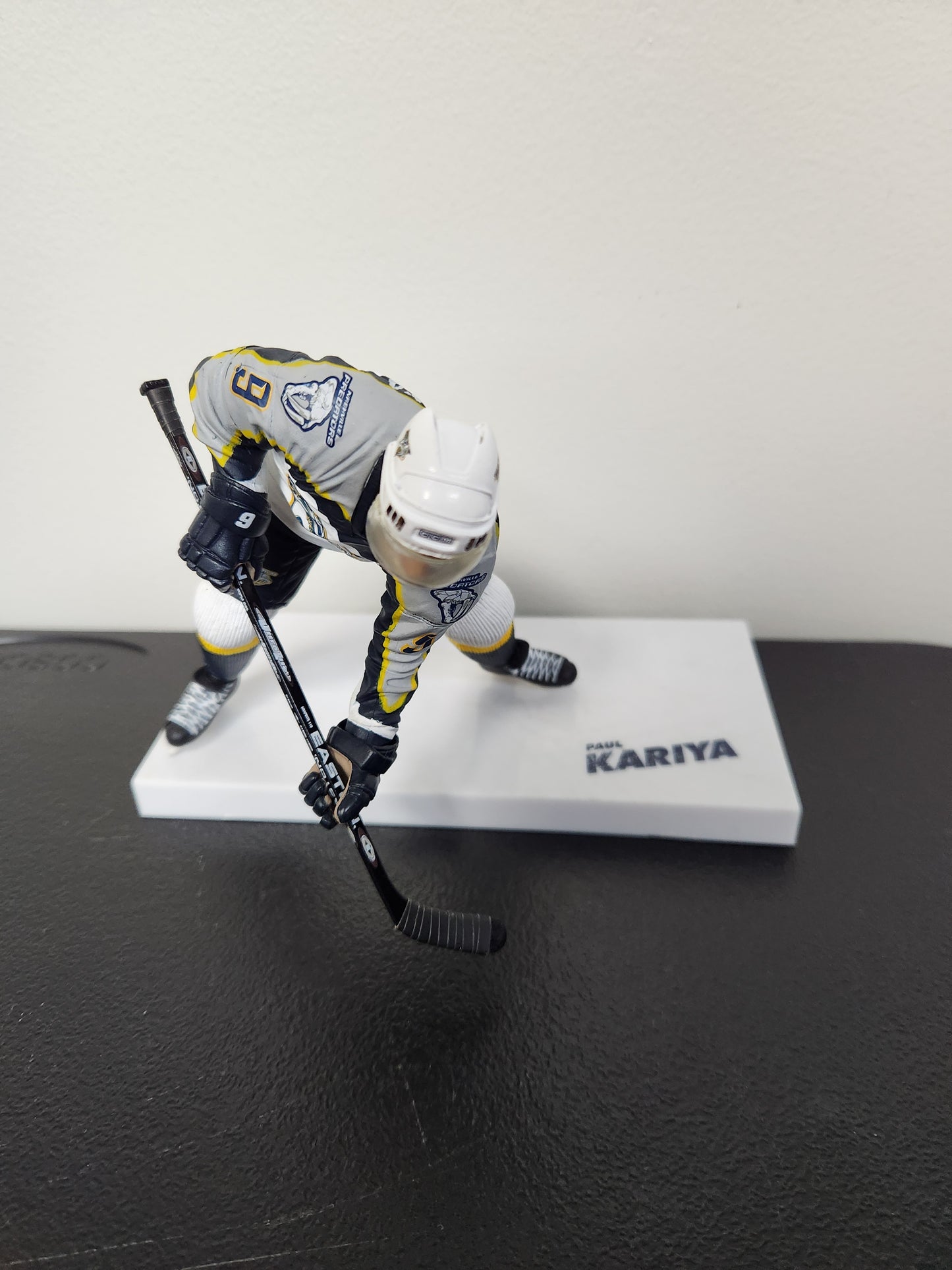 McFarlane NHL Series Figure Wayne Paul Kariya Figure Loose Nashville Predators Collectible