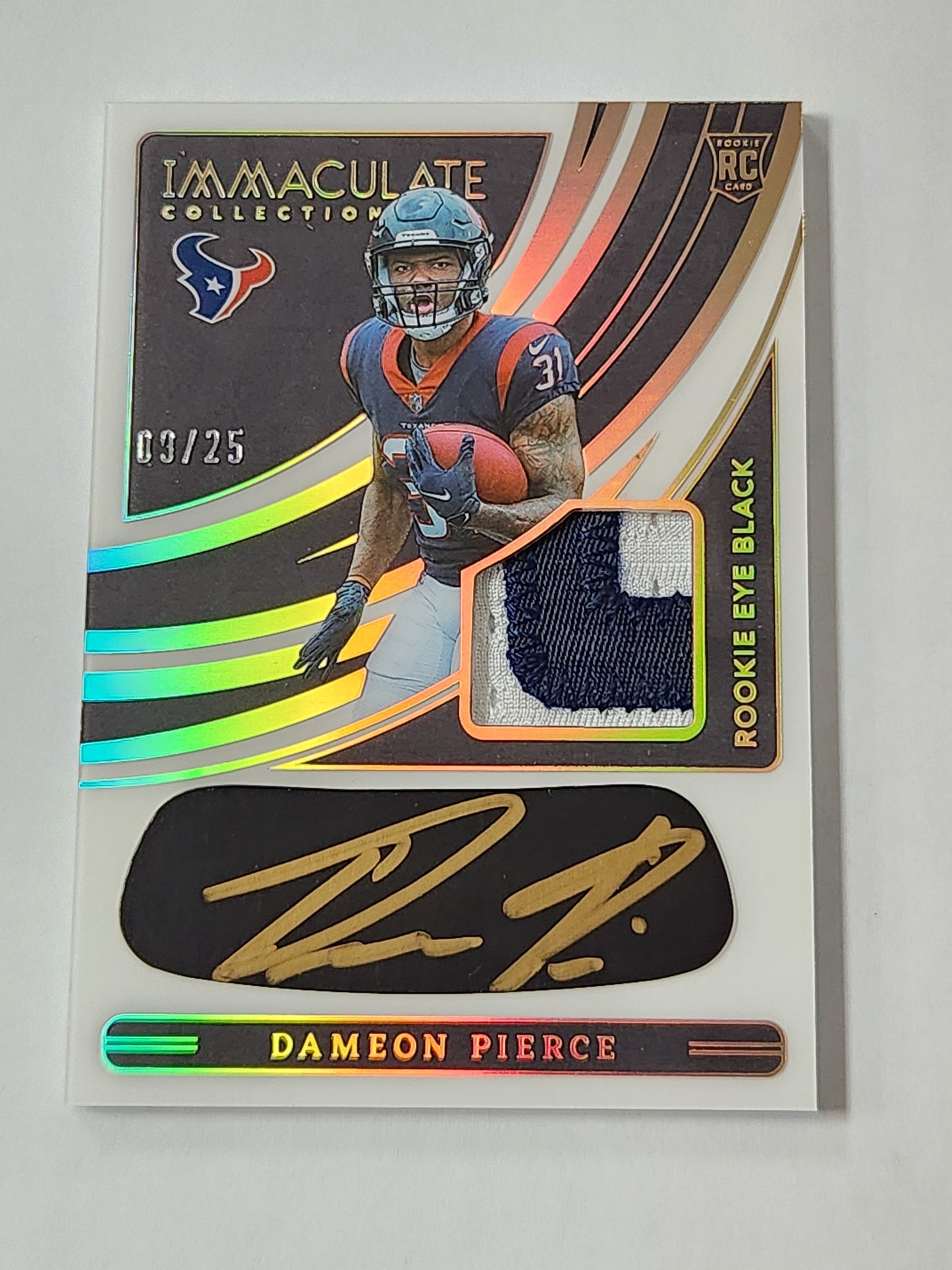 2022 Immaculate Dameon Pierce Eye Black Rookie Patch Auto /25 REB-DPI