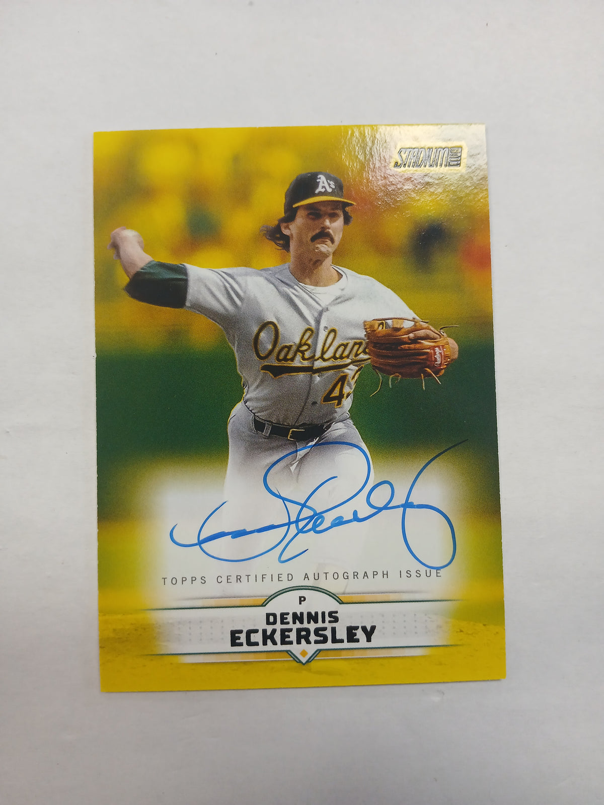 2025 Topps Stadium Club Dennis Eckersley Yellow On Card Auto