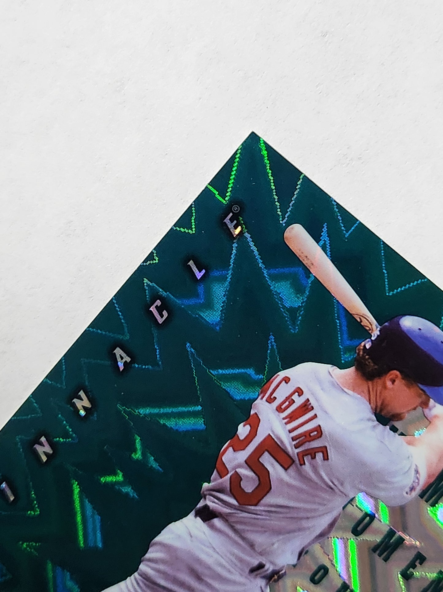 1997 Pinnacle Baseball Mark McGwire Epix Moment Green Emerald E18 SP Rare