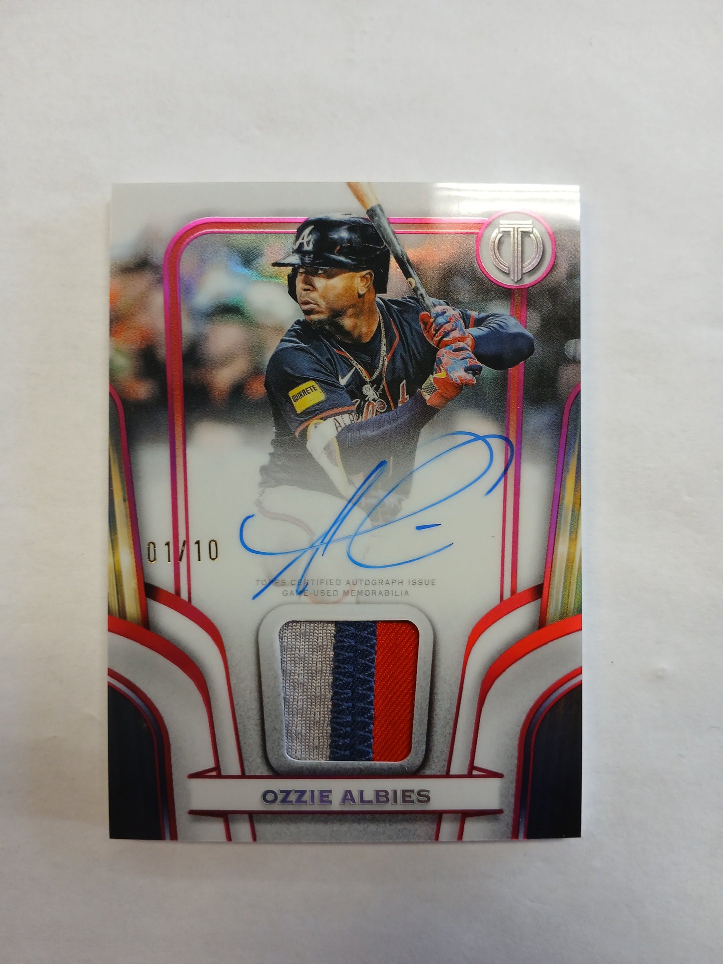 2026 Topps Tribute Ozzie Albies Tribute to Threads Triple Color Patch On Card Auto Pink Foil #1/10