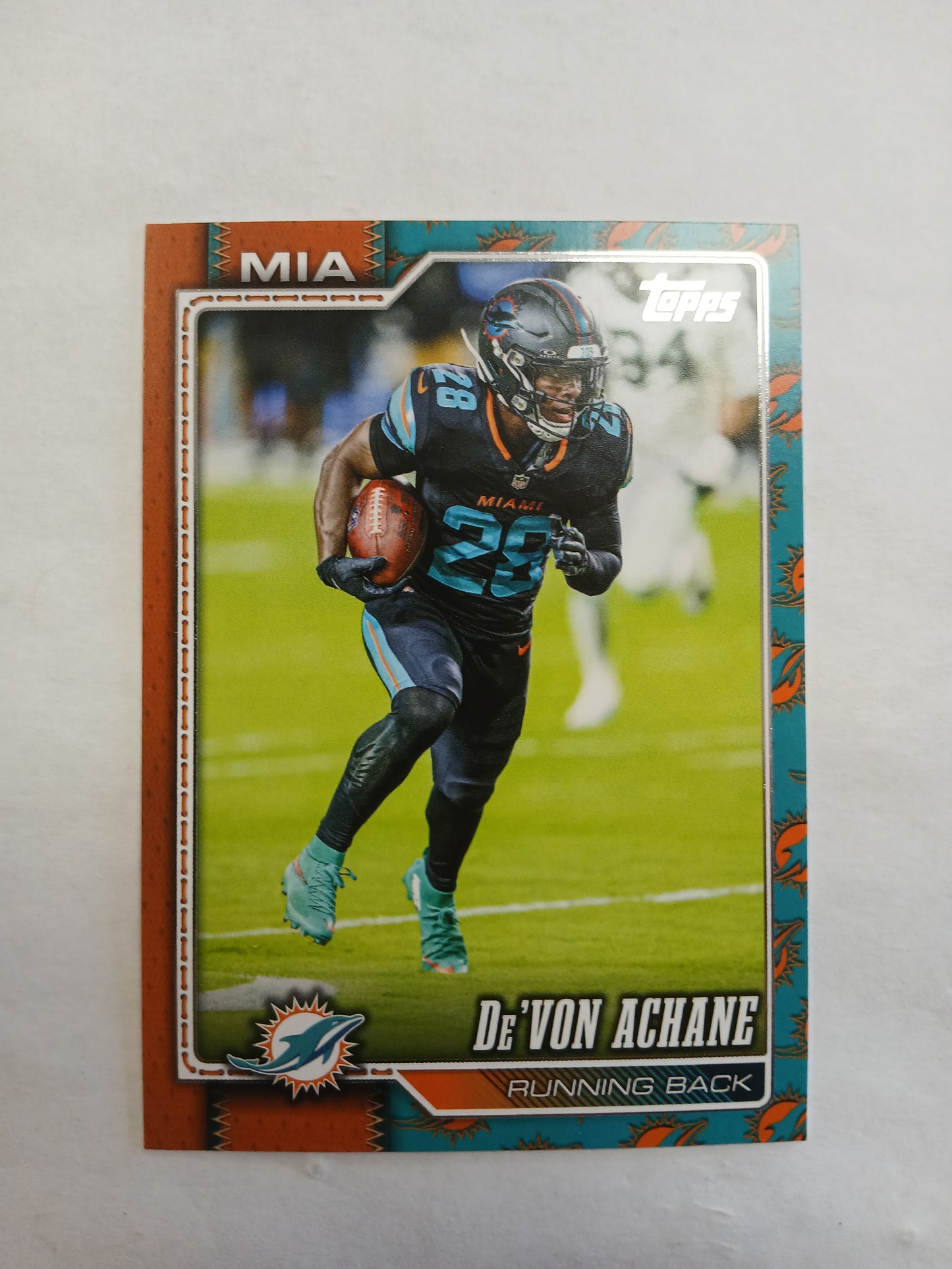 2026 Topps Flagship Football De'Von Achane Team Border SSP